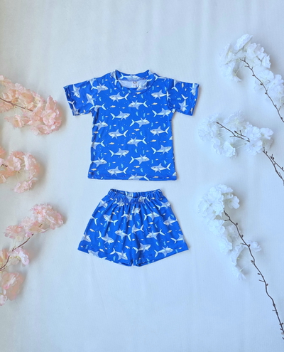 Conjunto modal soft pijama tiburónes  bebé -PACK X5