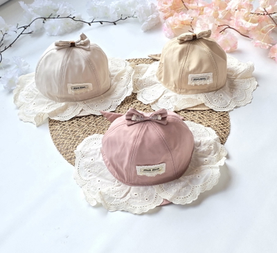 Gorro liso detalles puntilla beba - PACK X6