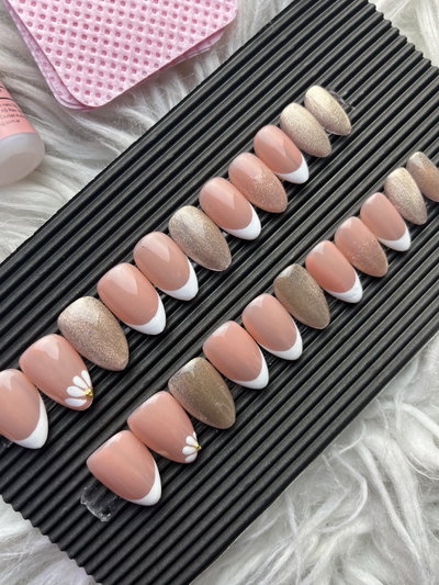 Uñas press on reutilizables french almond