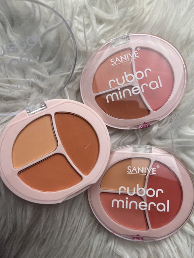 Trío de rubor iluminador y bronzer Saniye