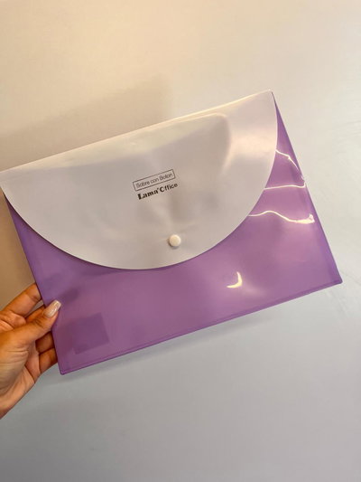 Sobre Plástico A4 con Boton Lama Office