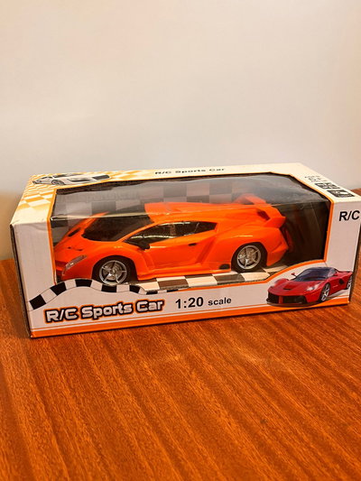 Auto a control remoto