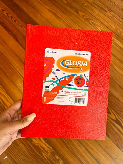 Cuaderno N°3 cuadriculado Gloria 48 hojas de 90 gramos tapa lisa