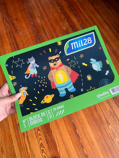 Block de Dibujo N°5 de 20 hojas Negras Mil28