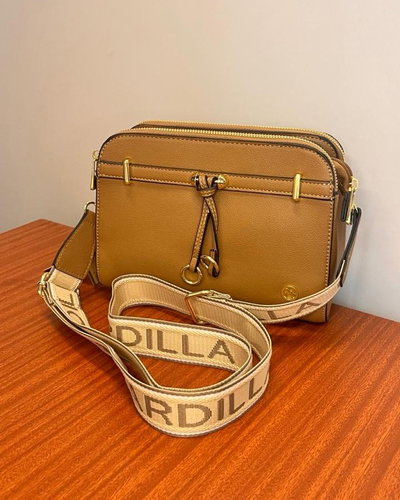 Cartera/Bandolera Ardilla Roja 