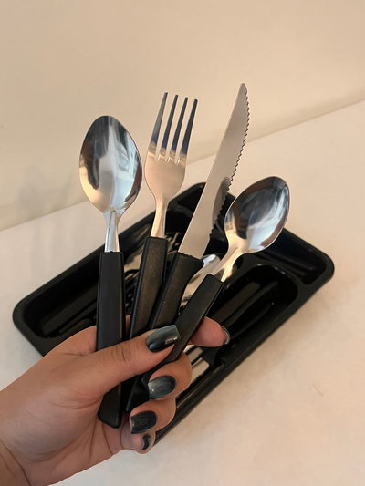 Set de Cubiertos x24 unidades + Organizador