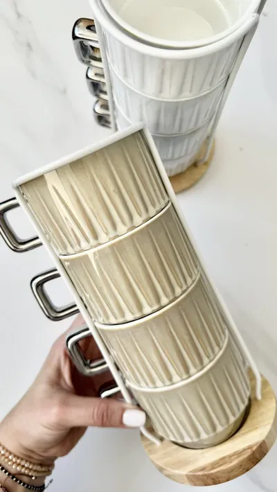 Tazas apilables beige x4 con portataza