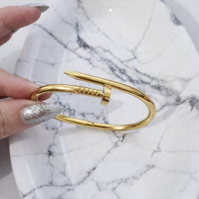 ✨PULSERA ESCLAVA CLAVO✨