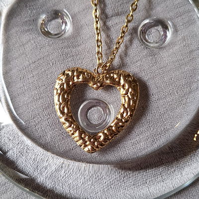 ✨COLLAR CORAZON TEXTURADO✨