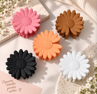 BROCHE MARGARITAS SURTIDOS