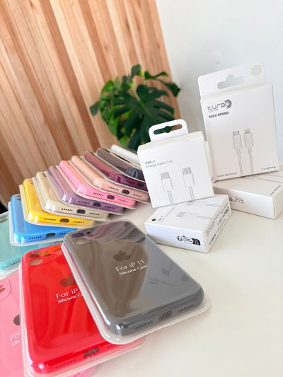 Pack (2 Silicone case + Cable) Colores Sorpresa