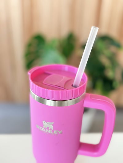 Vaso Quencher Imitación Stanley 900 ml - Magenta claro