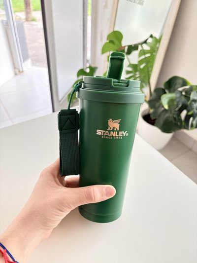 Vaso Cafetero y pico Imitación Stanley - Verde