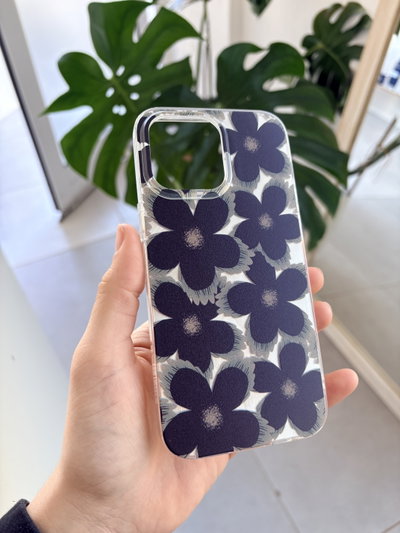 Funda Margaritas oscuras - Iph 14 PRO MAX
