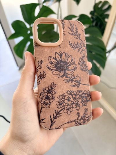 Funda Flores otoño - Iph 13 / 14
