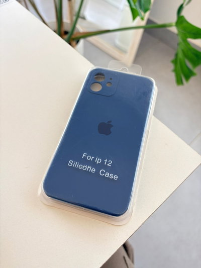 Silicone Case Iphone 12 / 12PRO - Azul