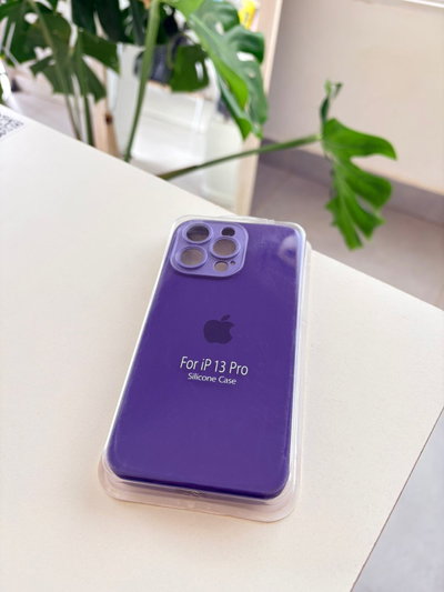 Silicone Case Iphone 13 PRO - Lila