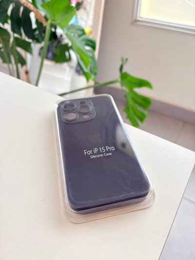 Silicone Case Iphone 15 PRO - Negro
