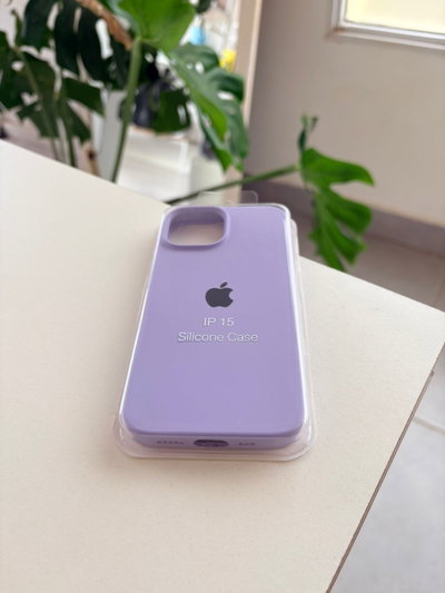 Silicone Case Iphone 15 - Lila