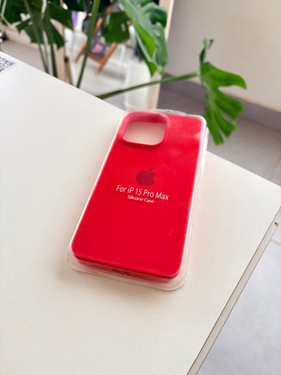Silicone Case Iphone 15 PRO MAX - Rojo