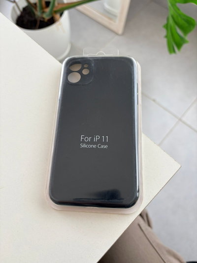 Silicone Case Iphone 11- Negro