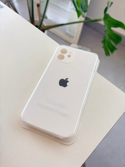 Silicone Case Iphone 12 / 12PRO - Blanco