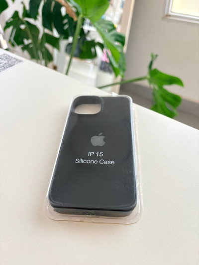 Silicone Case Iphone 15 - Negro