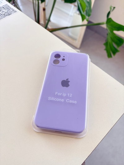 Silicone Case Iphone 12 / 12PRO - Lila pastel