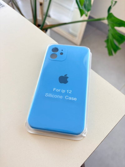 Silicone Case Iphone 12 / 12PRO - Celeste