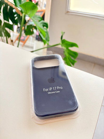 Silicone Case Iphone 17 PRO - Azul oscuro