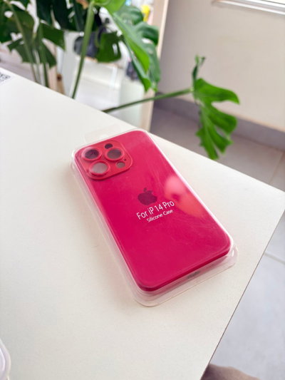 Silicone Case Iphone 14 PRO - Cherry