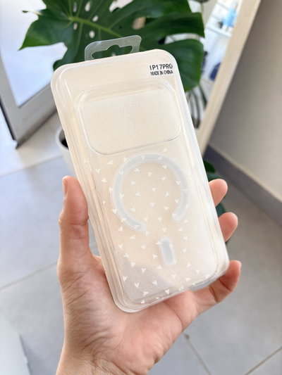 Funda MagSafe corazones - Iph 17 PRO