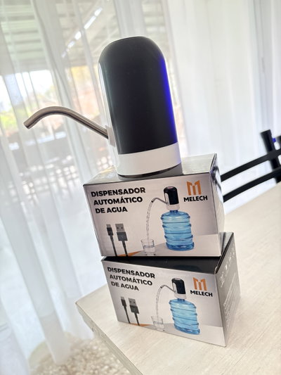 Bomba dispenser recargable