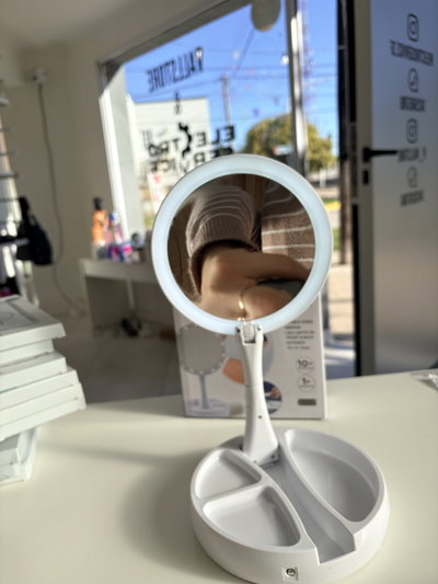Espejo LED Luz fria con doble aumento
