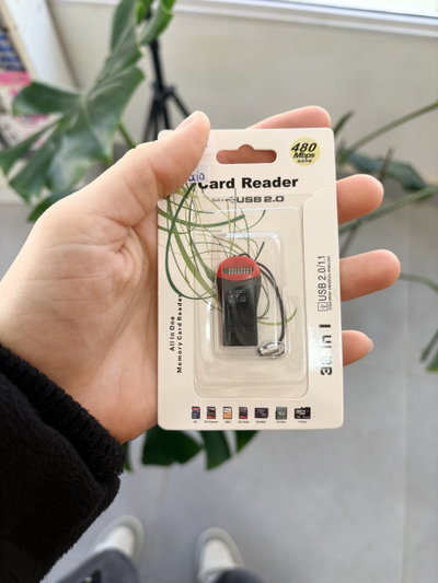 Lector de Tarjetas USB - 32 en 1