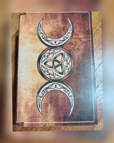 Cofre Rectangular Para Mazos. Triple Diosa