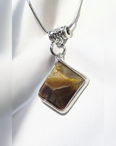 Collar. Libre (Ojo de tigre)