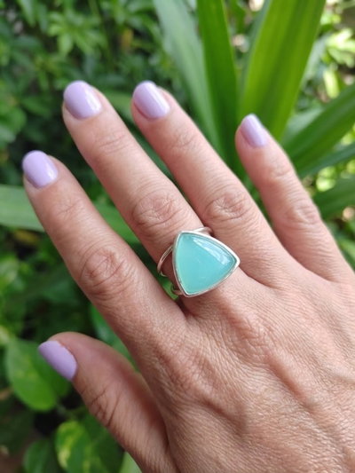Anillo Regulable. Bañado en Plata. Triangulo (Ágata Azul Cielo)