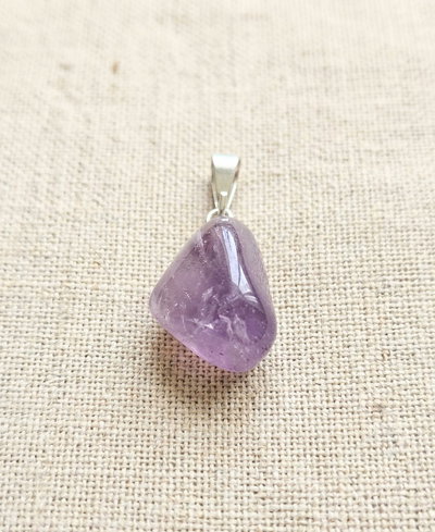 Dije. Amatista Rolada