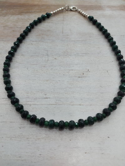 COLLAR AGATA VERDE