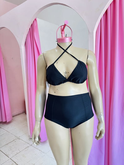 Bikini Nazarena Negra