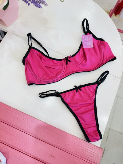 Conjunto Mariana Fucsia