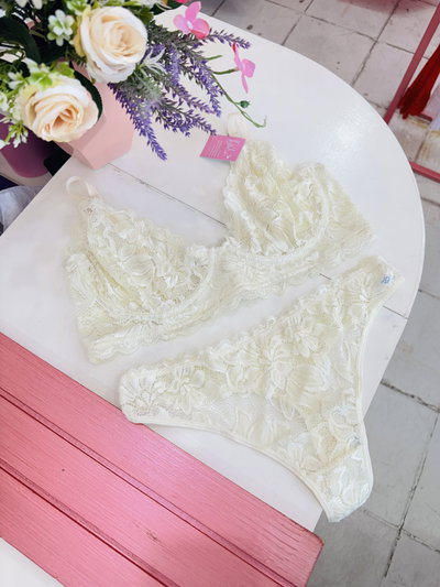 Conjunto Aliza Vainilla