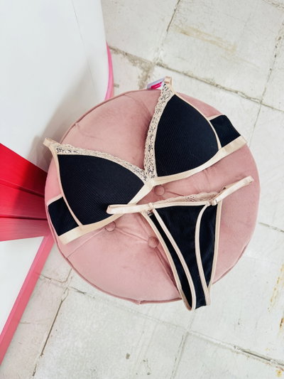 Conjunto Miranda Negro
