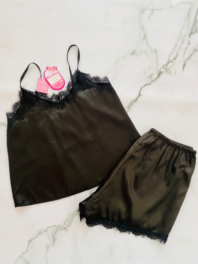 Pijama Satén Negro Corto