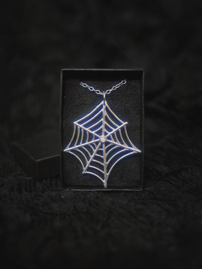Collar Tela Araña 
