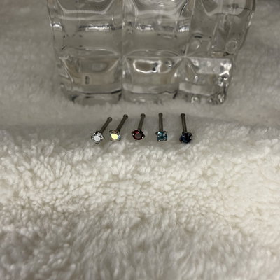 Nostril recto engarzado