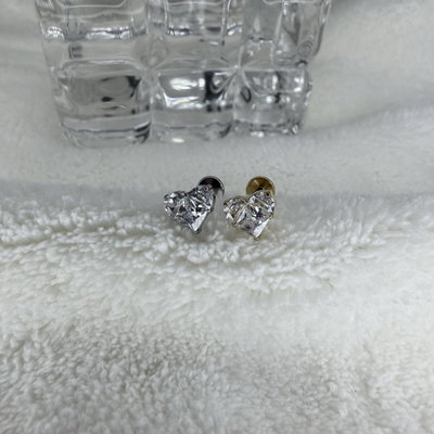 Labret corazón strass titanio