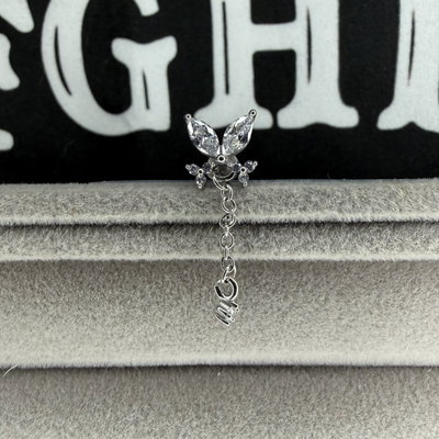 Labret mariposa con cadena