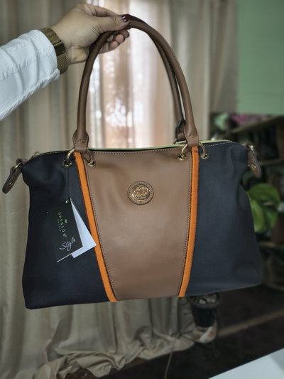 Cartera de mano London